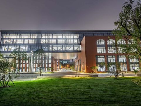 清华经济管理学院园林硬质景观工程