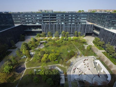 “大族激光智造中心”项目园林景观施工工程