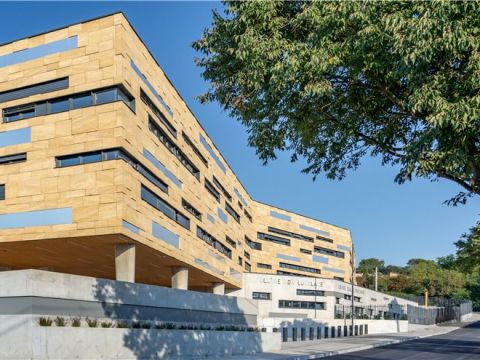 A+ARCHITECTURE丨阿达•洛芙莱斯中学