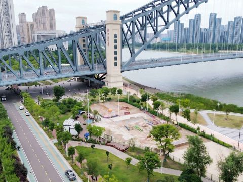 江汉七桥工程硚口江滩绿化恢复设计