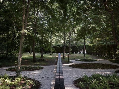 Gilles Brusset | 第三列火车