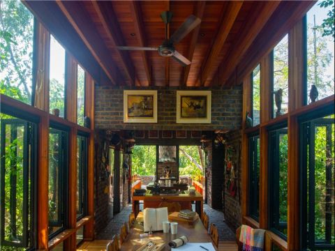 Frankie Pappas丨南非沃特贝格拱门之家